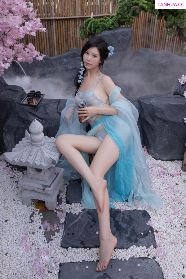 陈若依 抖娘利世 [XiuRen]高清写真图 2023.06.28 No.6991 利世 古装美腿第5张图片
